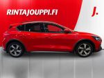 Ford Focus 2021 Punainen