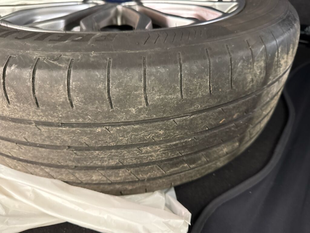 Ford Mondeo 2021 Musta