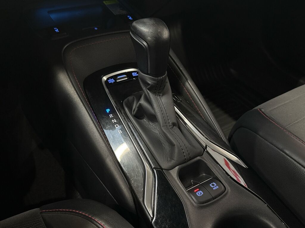 Toyota Corolla 2020 Musta