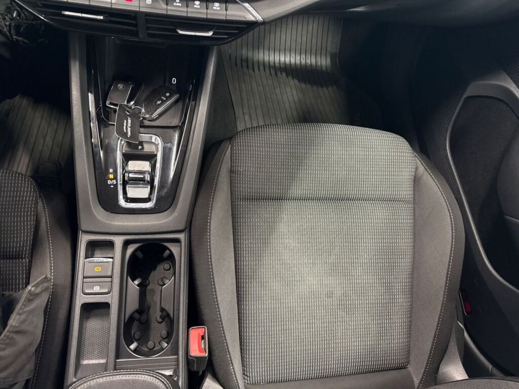 Skoda Octavia 2020 Sininen