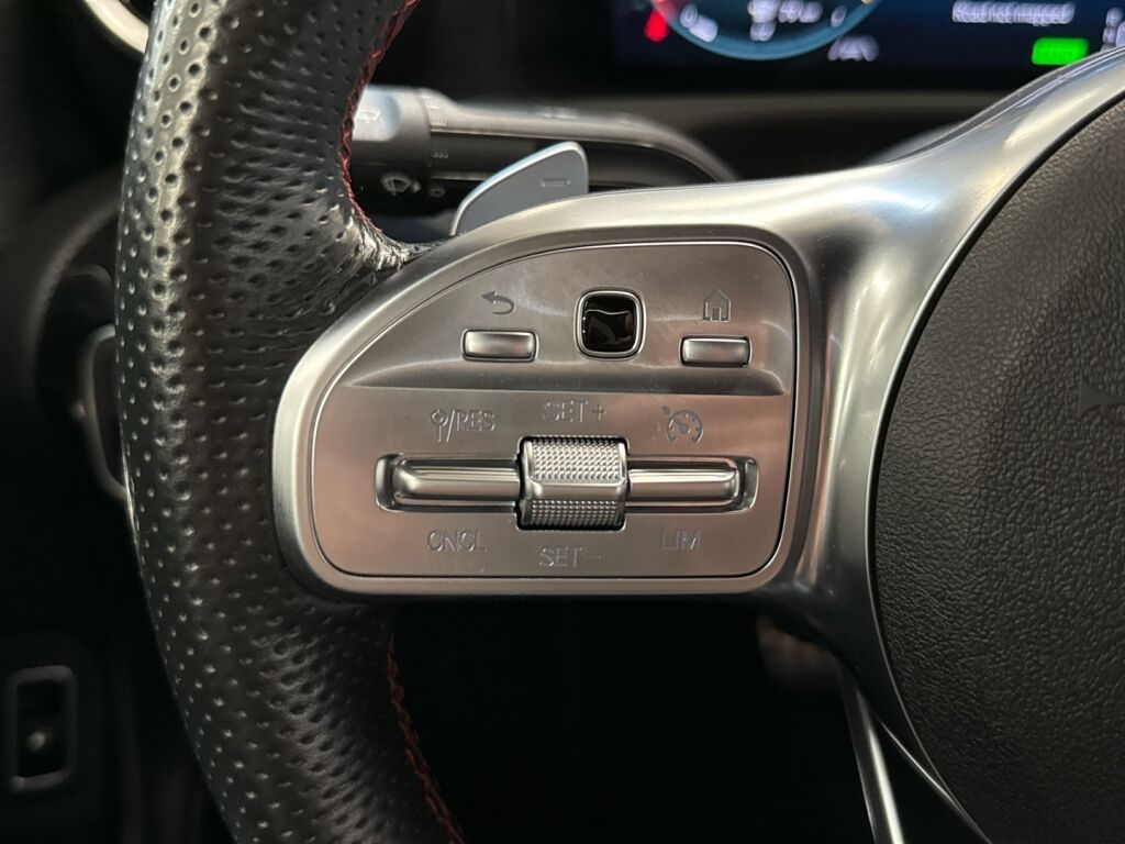 Mercedes-Benz CLA 2021 Valkoinen