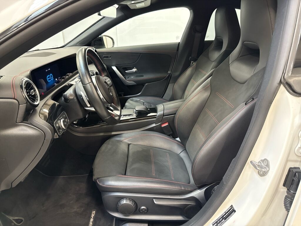 Mercedes-Benz CLA 2021 Valkoinen