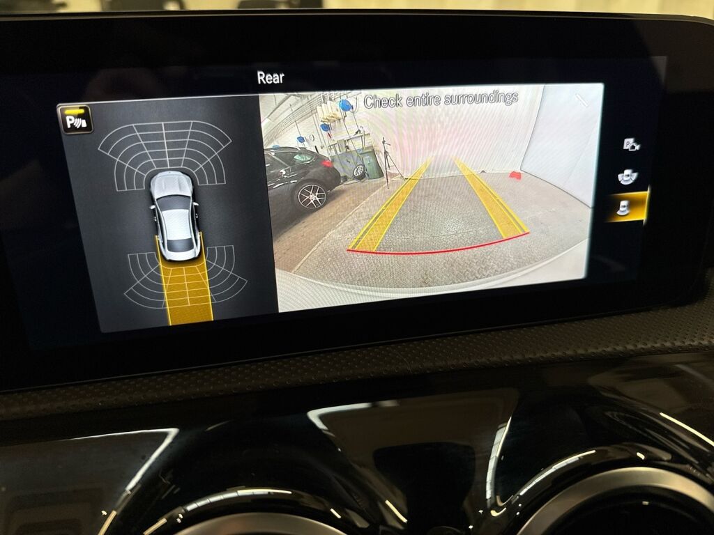 Mercedes-Benz CLA 2021 Valkoinen