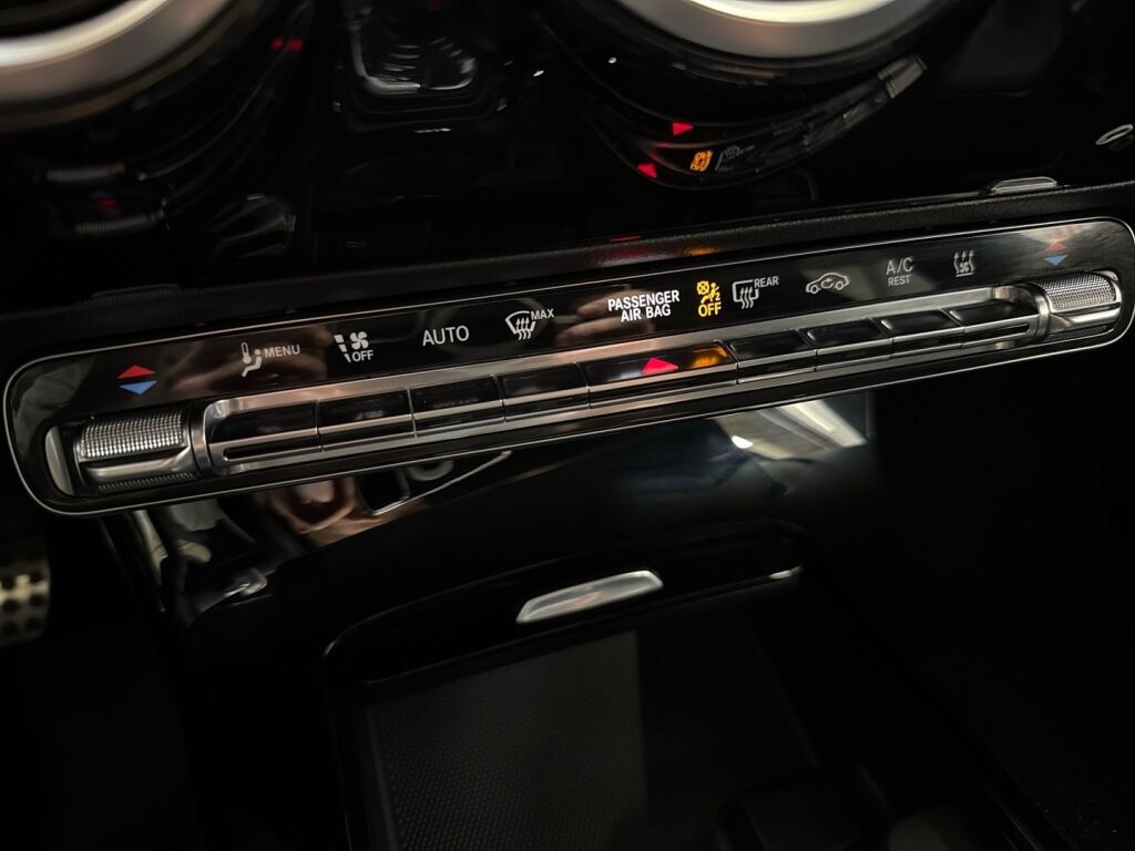 Mercedes-Benz CLA 2021 Valkoinen