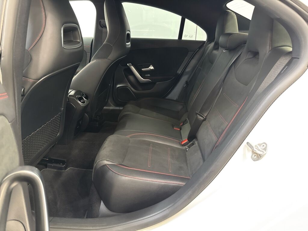 Mercedes-Benz CLA 2021 Valkoinen