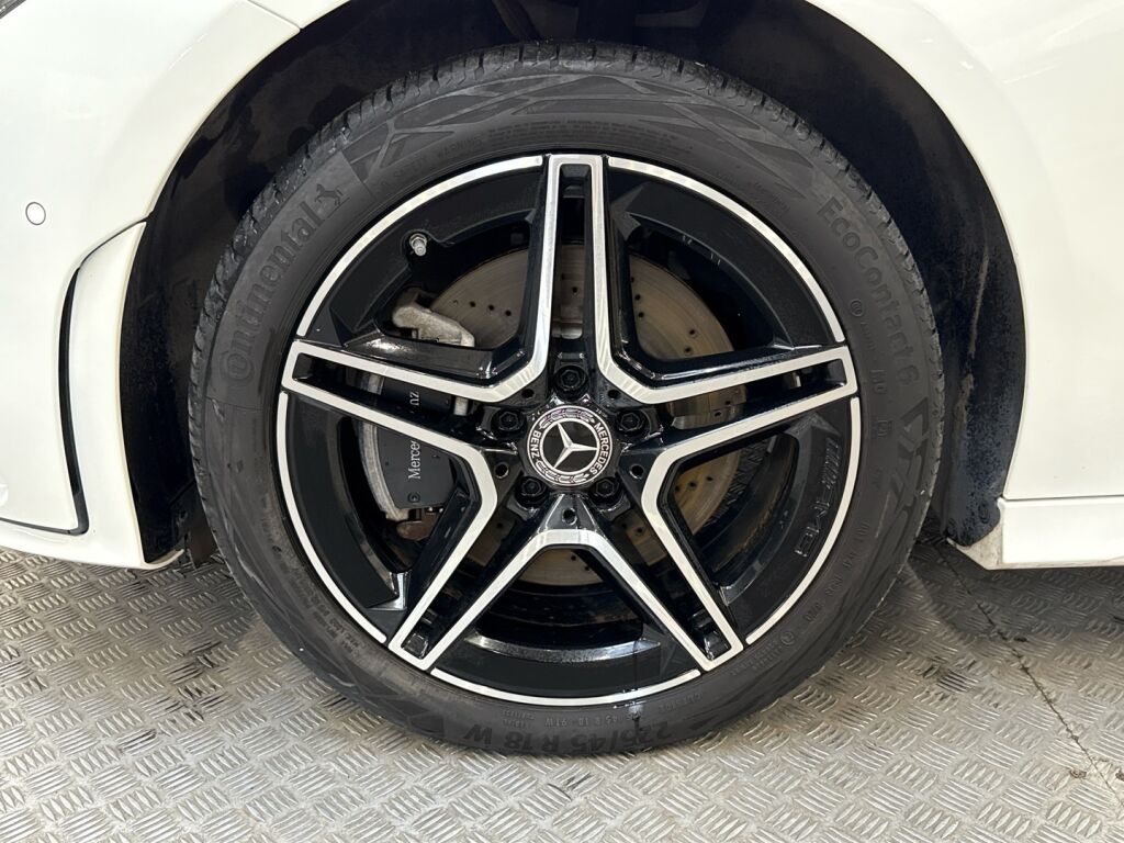 Mercedes-Benz CLA 2021 Valkoinen