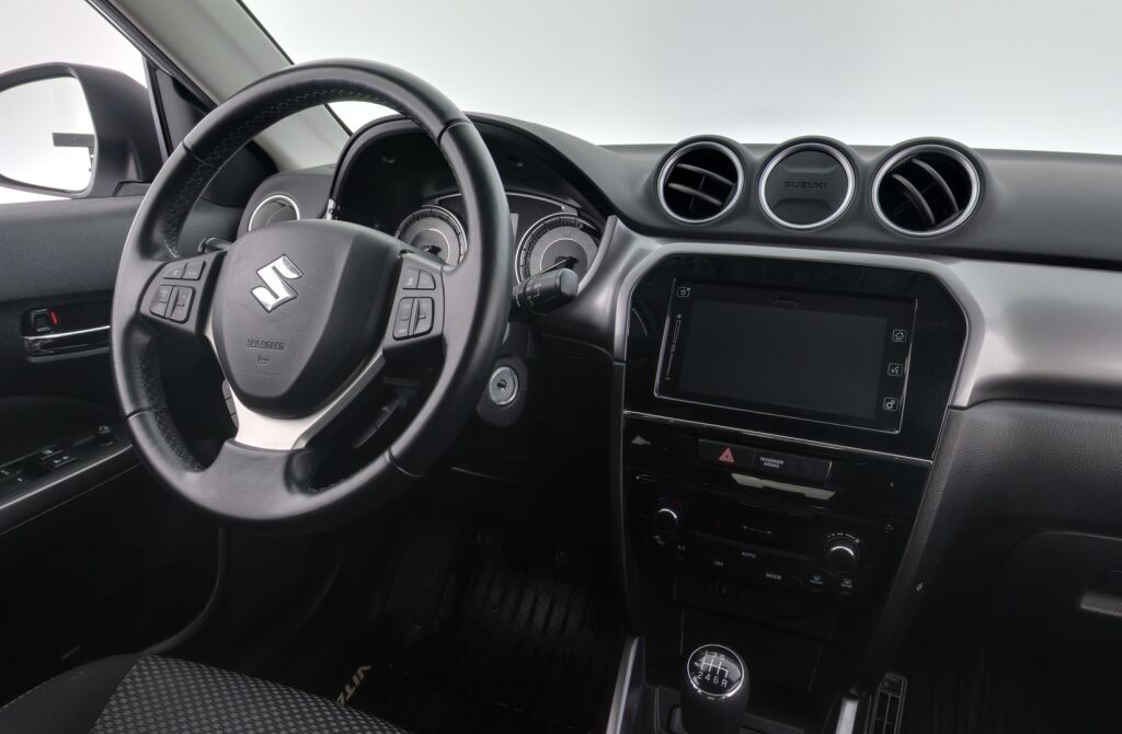 Suzuki Vitara 2021 Hopea