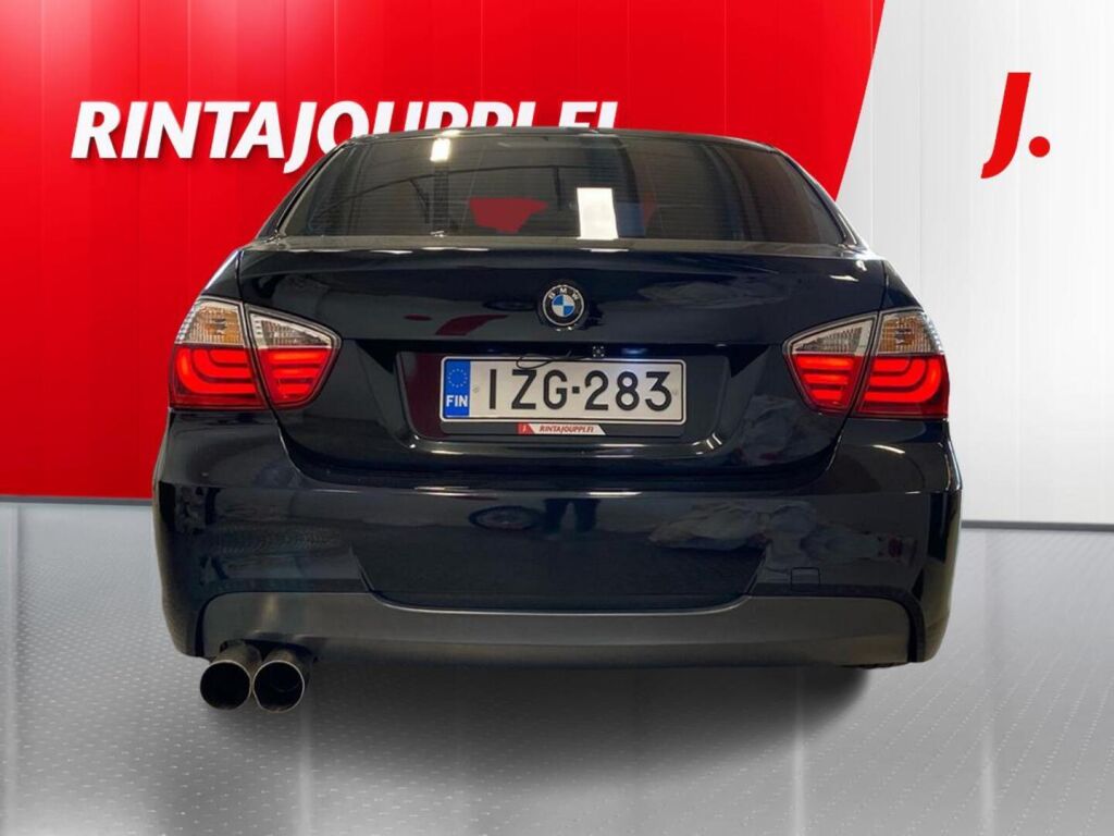 BMW 323 2005 Musta