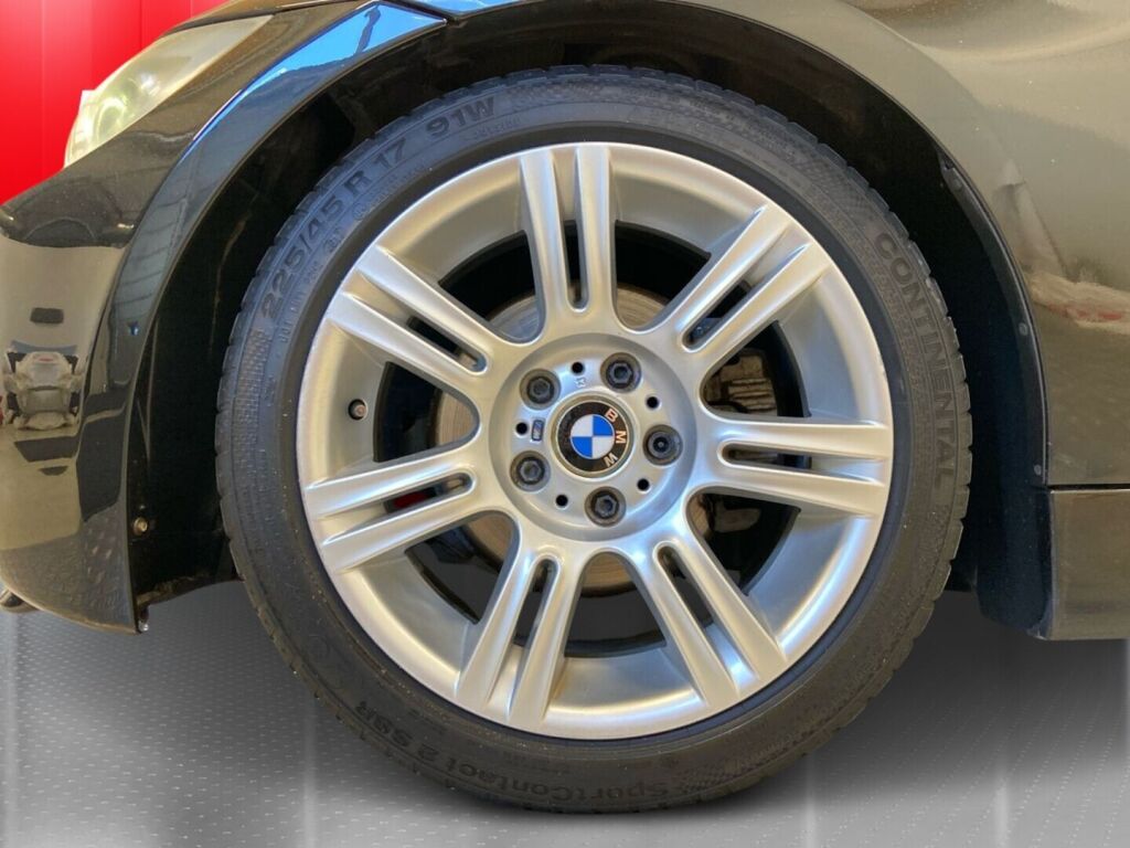 BMW 323 2005 Musta