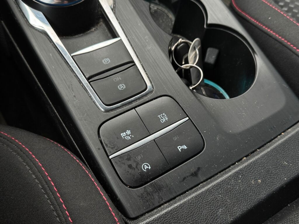 Ford Focus 2021 Sininen