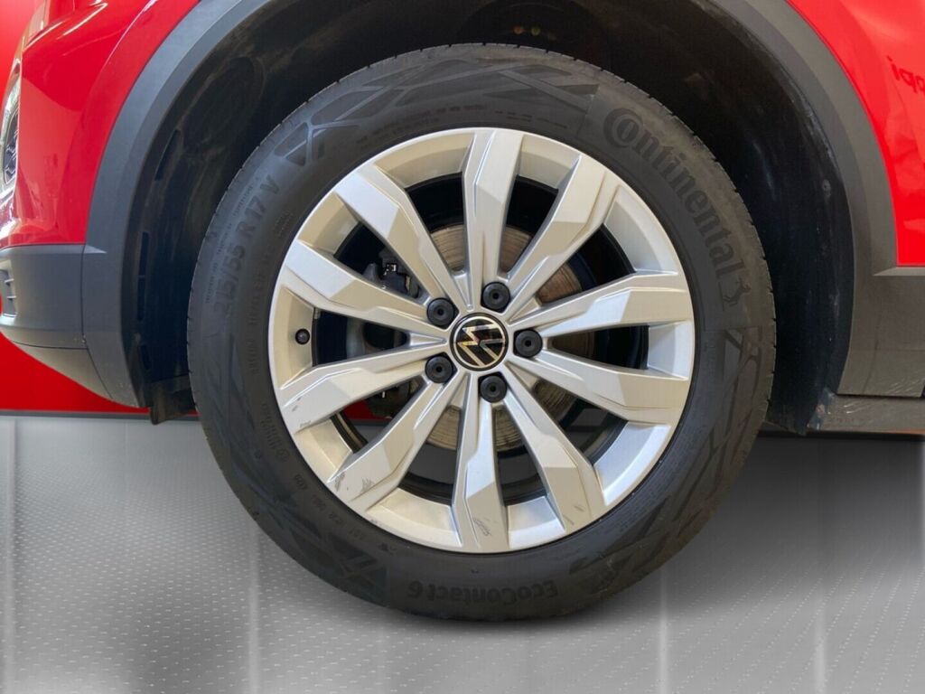 Volkswagen T-Roc 2021 Punainen