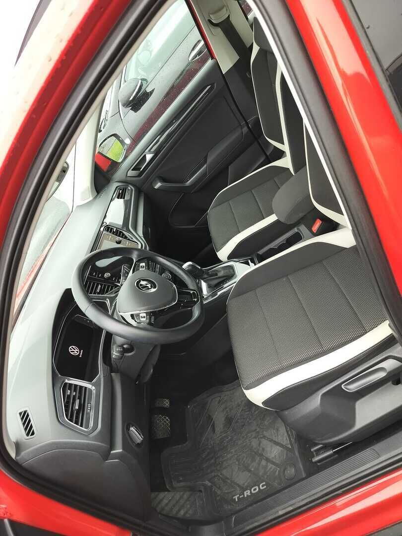 Volkswagen T-Roc 2021 Punainen