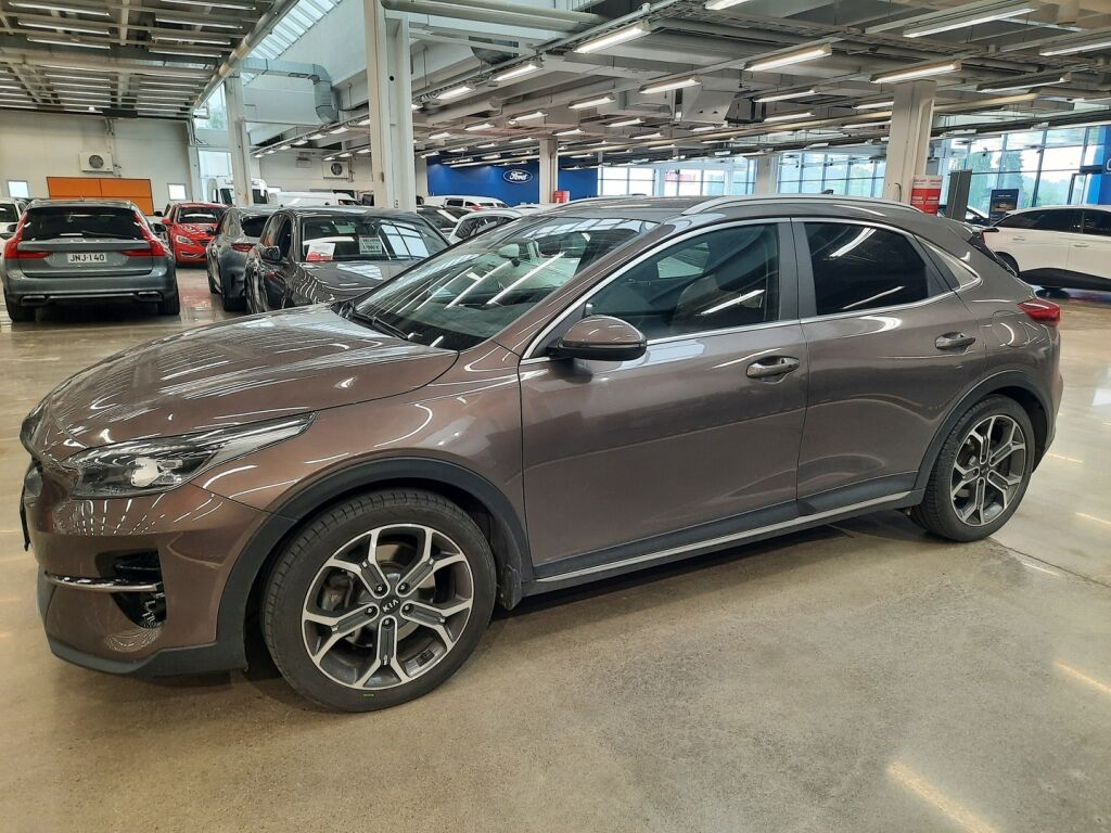 Kia XCeed 2020 Ruskea (beige)