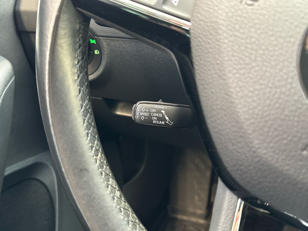 Skoda Octavia 2020 Valkoinen