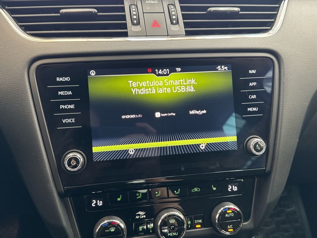 Skoda Octavia 2020 Valkoinen