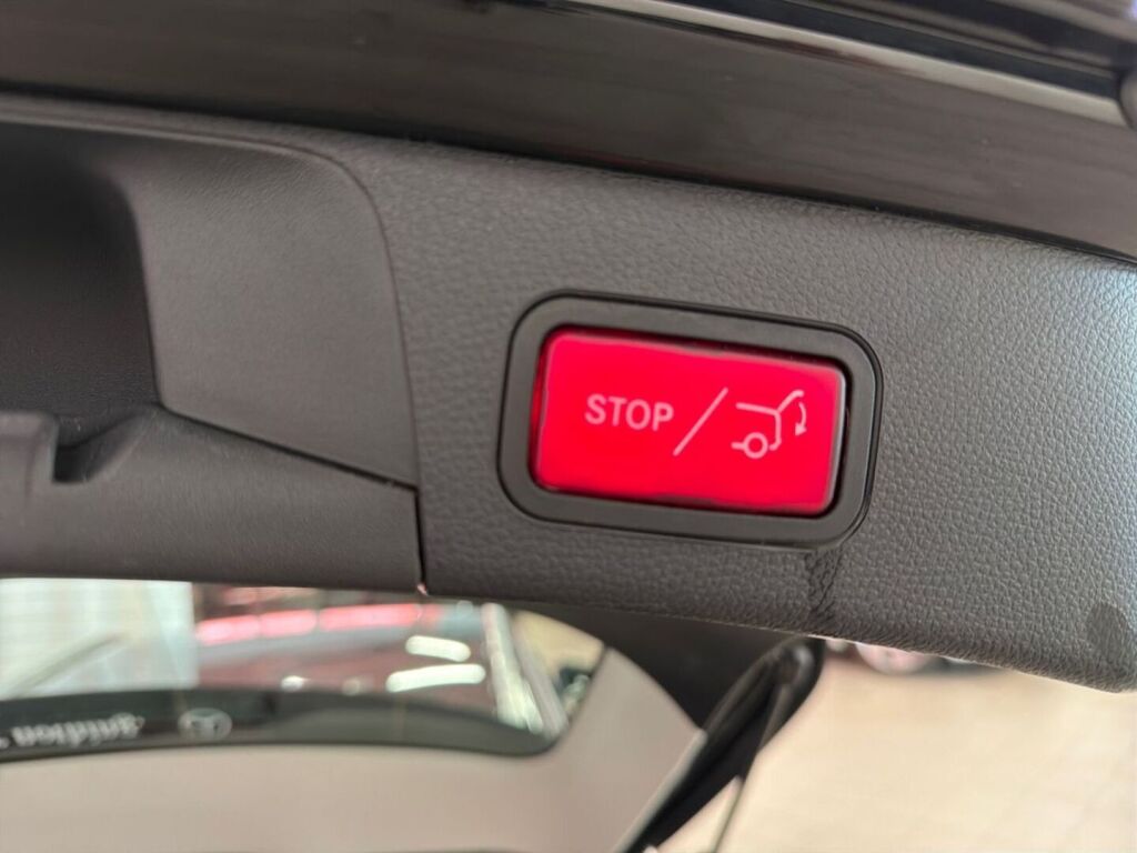 Mercedes-Benz C 2021 Musta