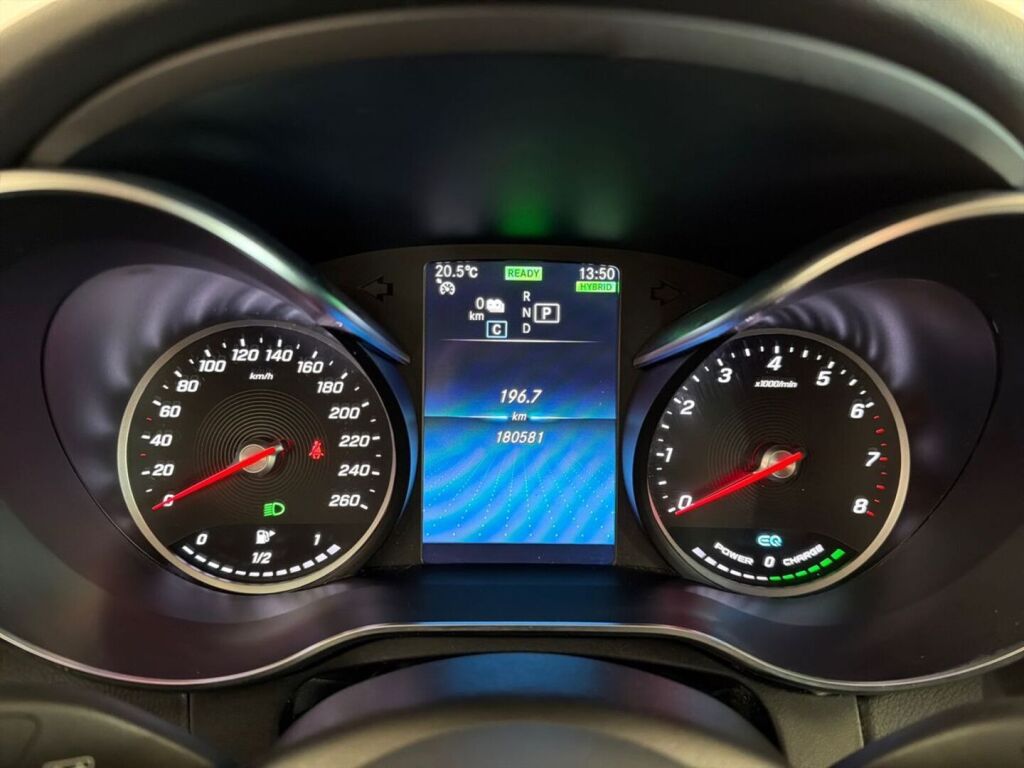 Mercedes-Benz C 2021 Musta