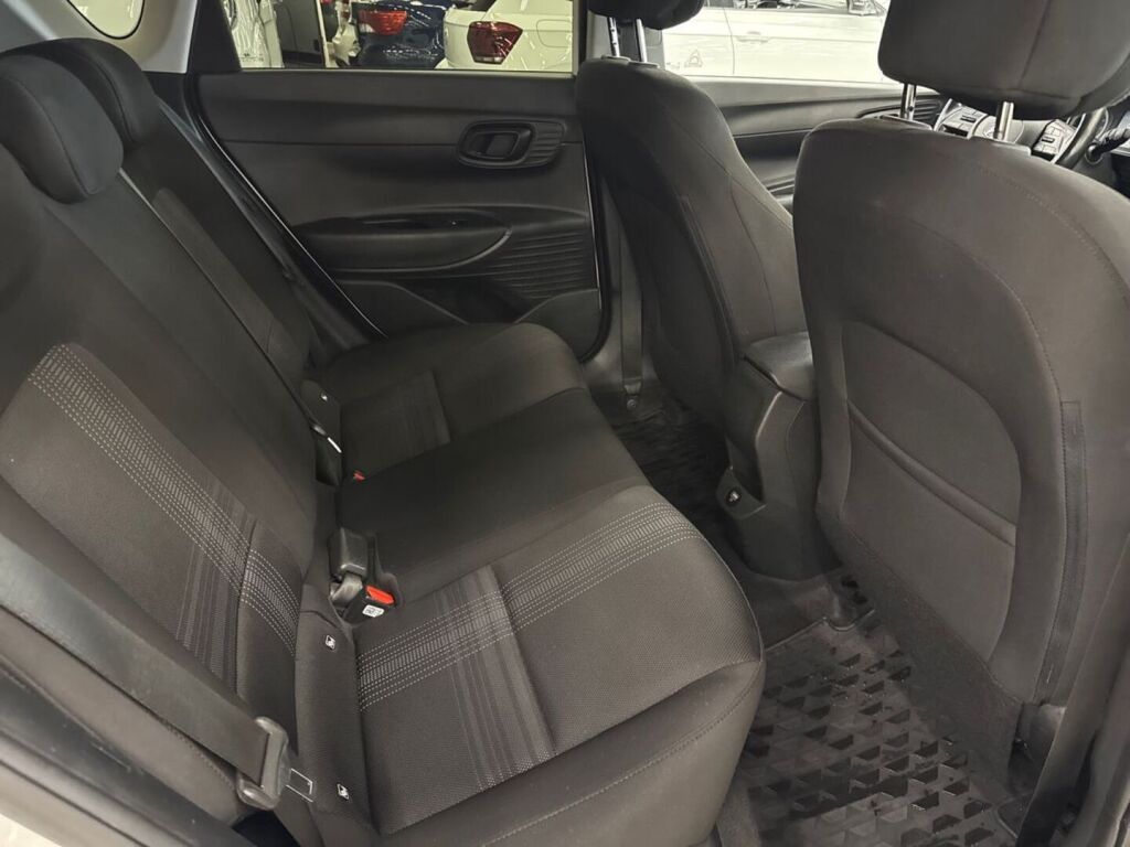 Hyundai Bayon 2023 Valkoinen