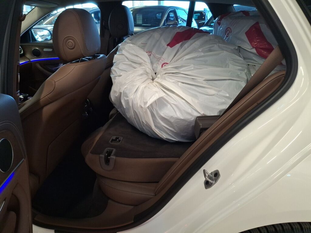 Mercedes-Benz E 2019 Valkoinen