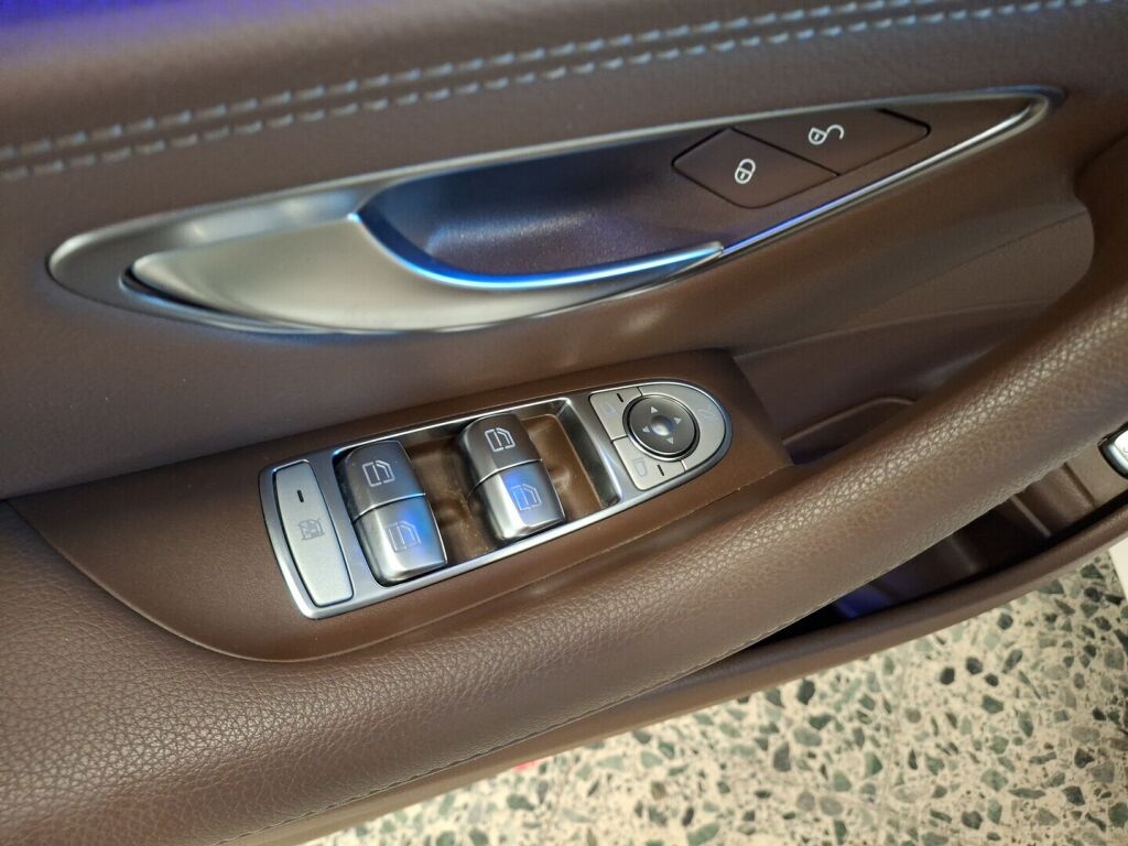 Mercedes-Benz E 2019 Valkoinen