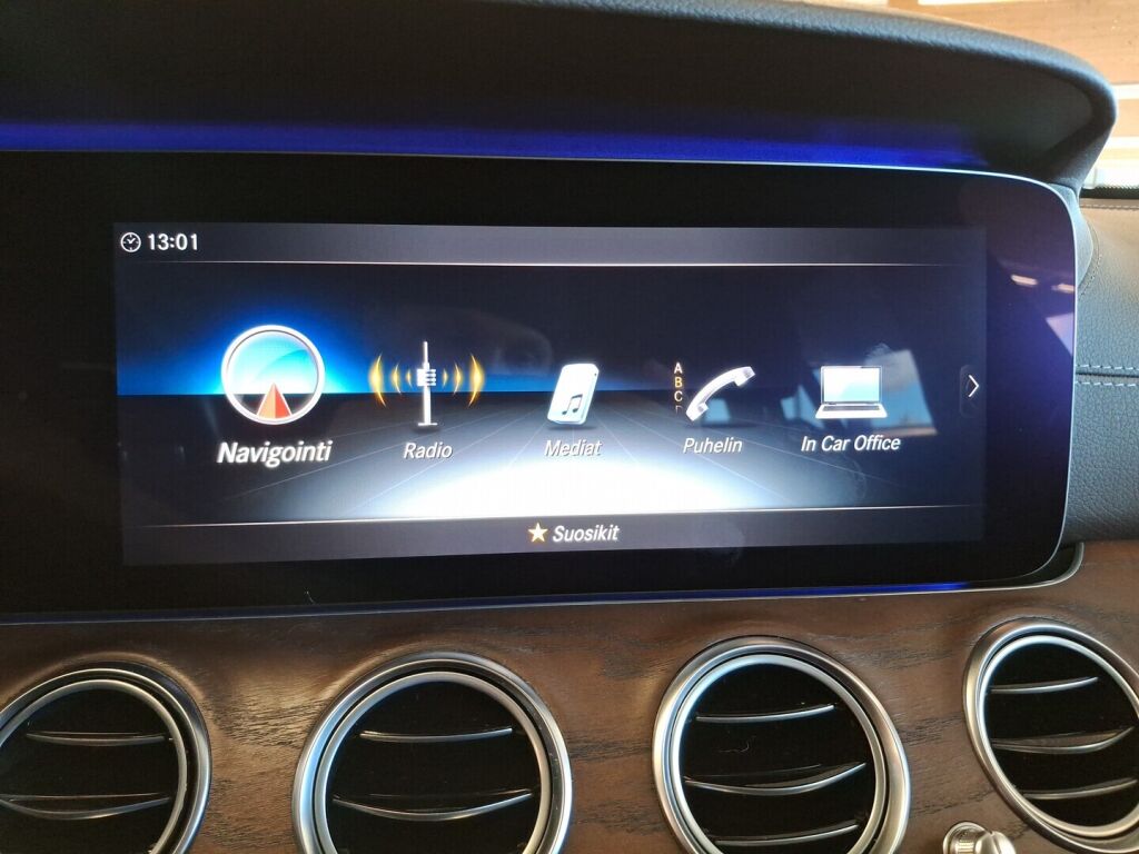 Mercedes-Benz E 2019 Valkoinen