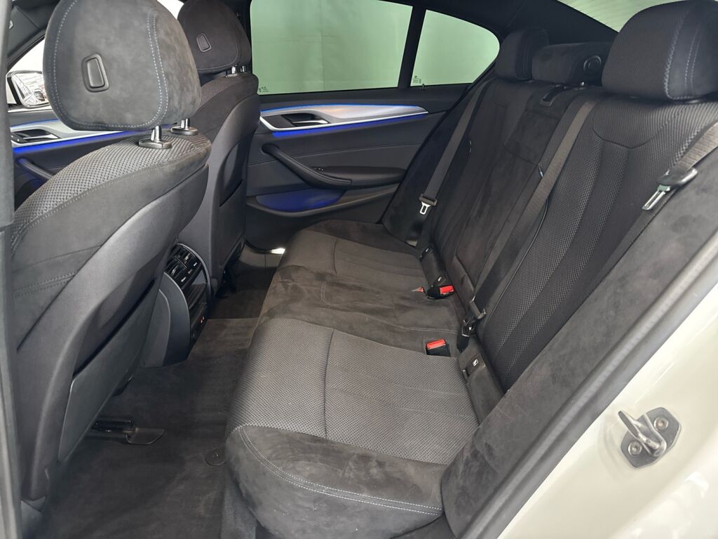 BMW 530 2020 Valkoinen