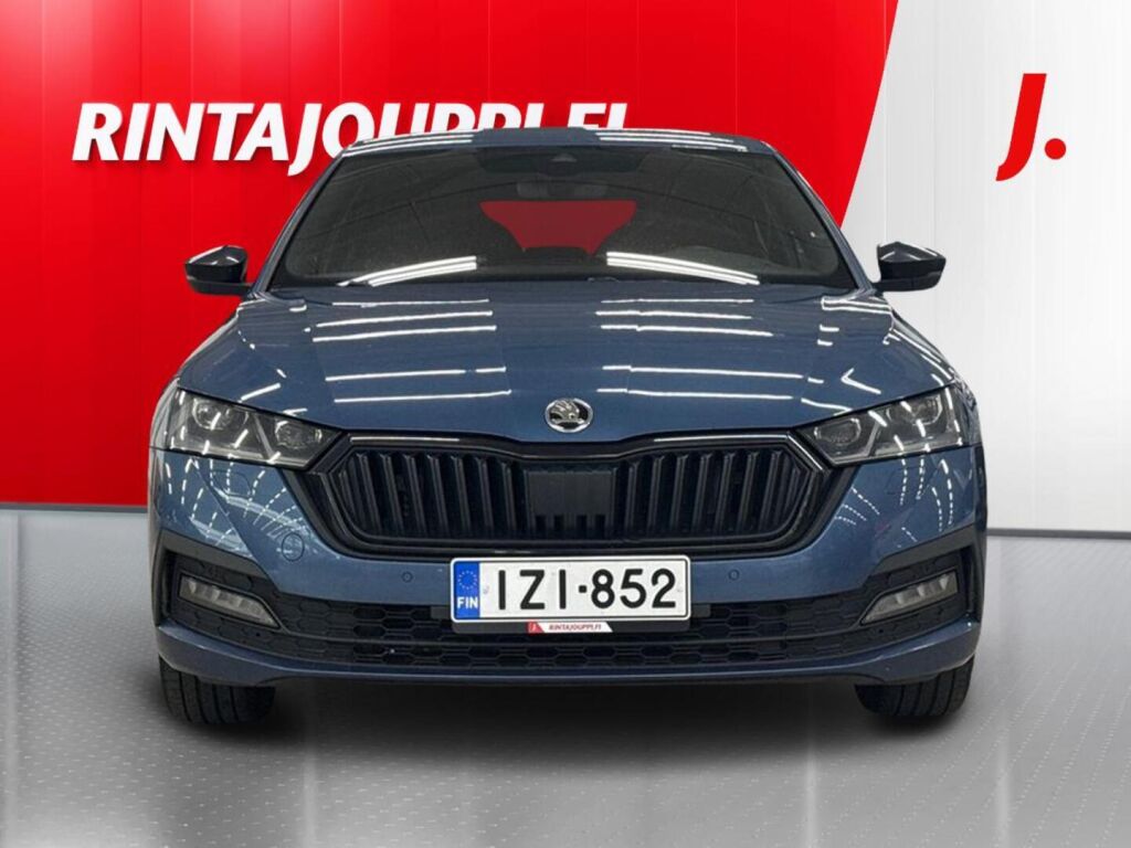Skoda Octavia 2021 Sininen