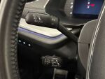 Skoda Octavia 2021 Sininen