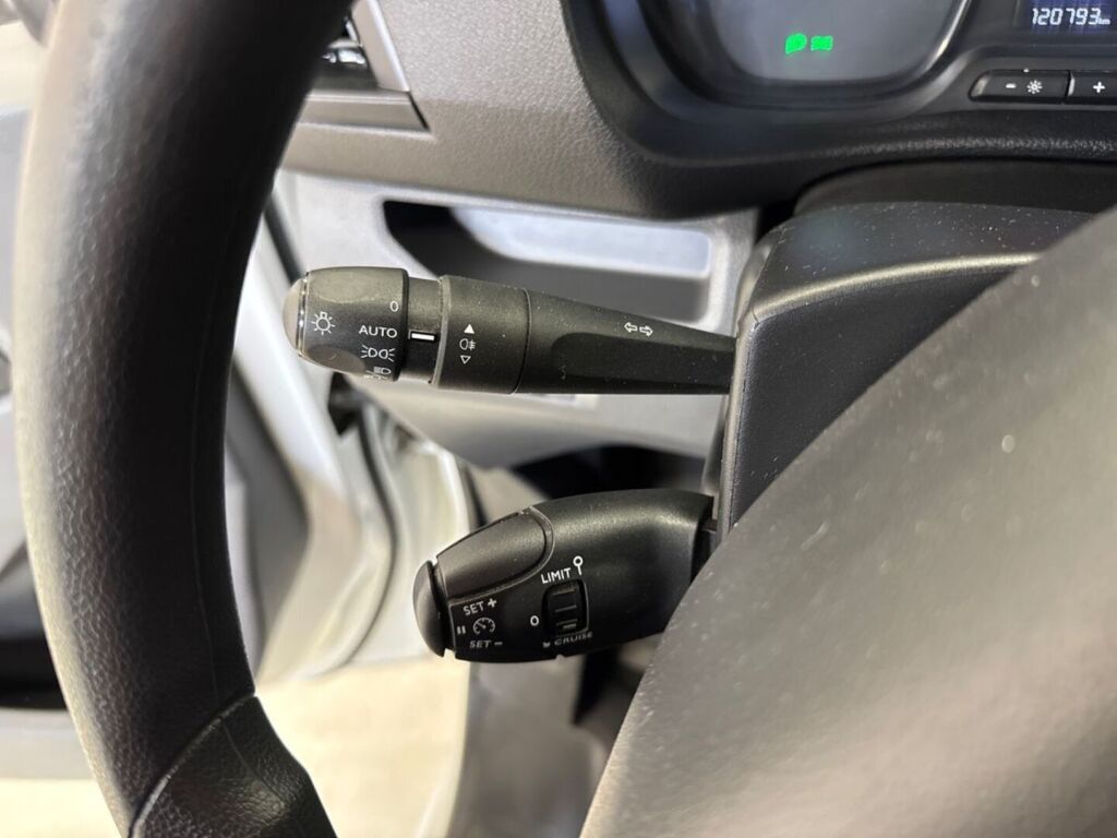 Toyota Proace 2021 Valkoinen