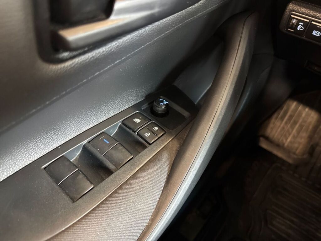 Toyota Corolla 2021 Metallinhohto Sininen