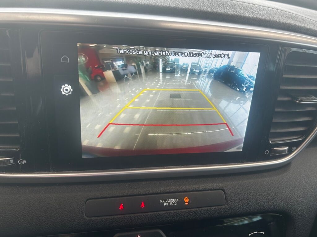 Kia Sportage 2021 Punainen