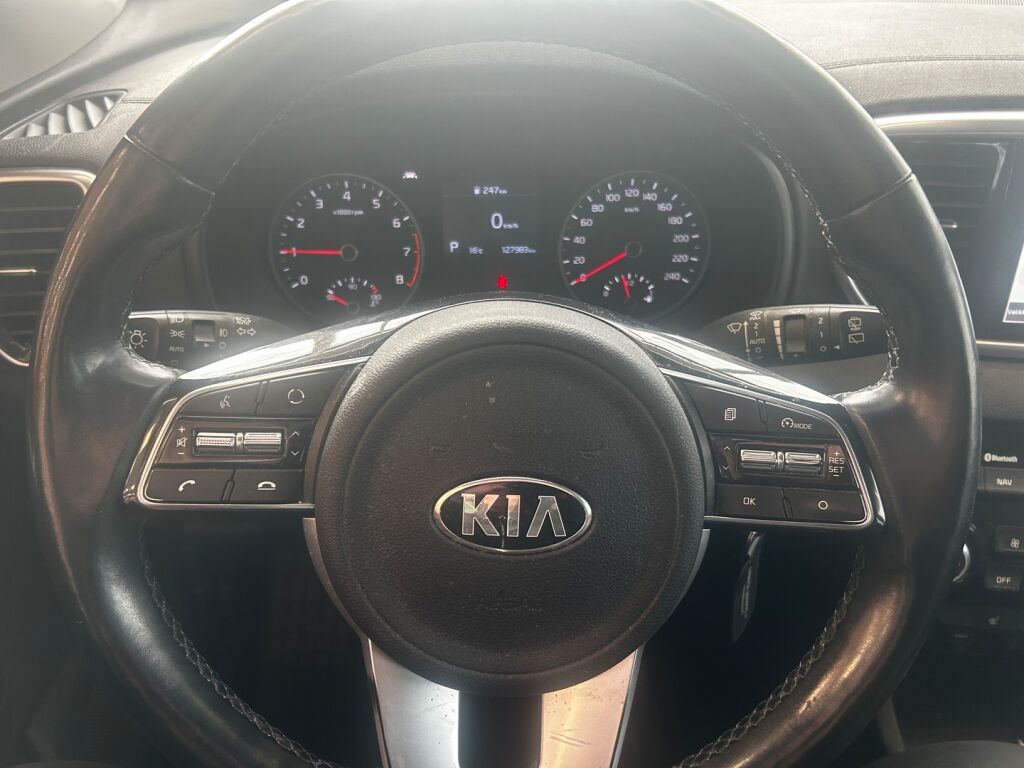 Kia Sportage 2021 Punainen