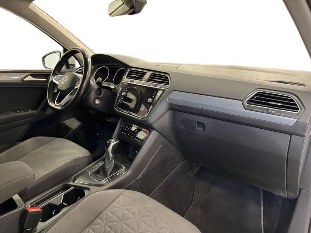 Volkswagen Tiguan 2021 Valkoinen