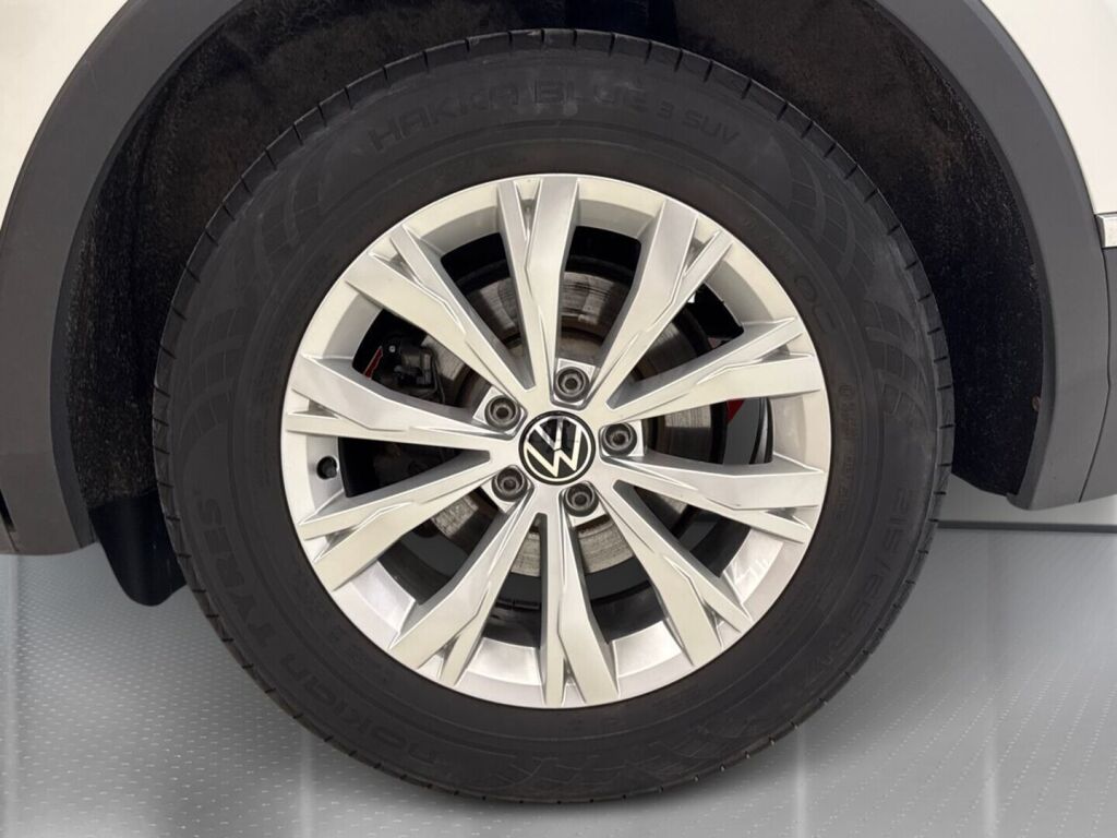 Volkswagen Tiguan 2021 Valkoinen
