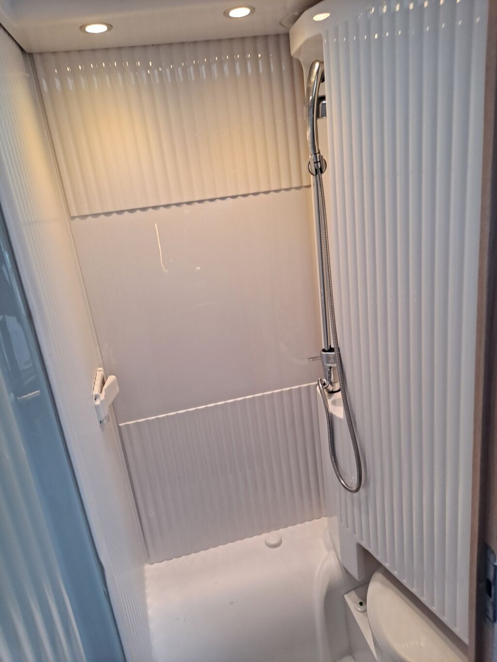 Sunlight A 60 2021 Valkoinen