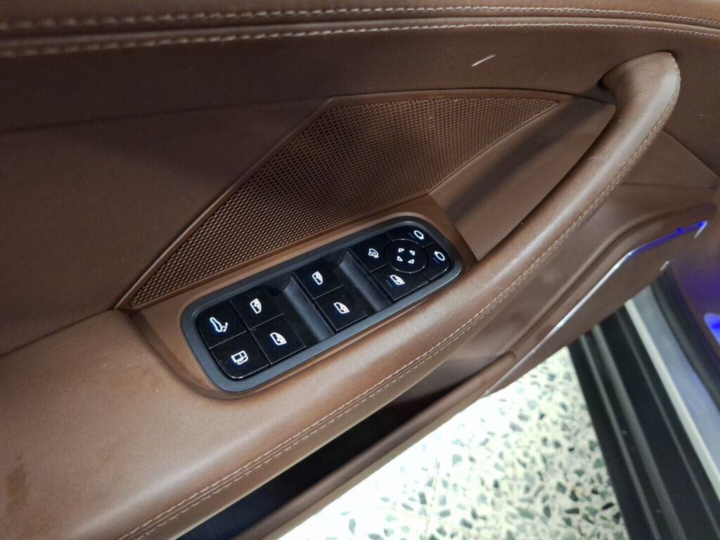 Porsche Panamera 2018 Harmaa