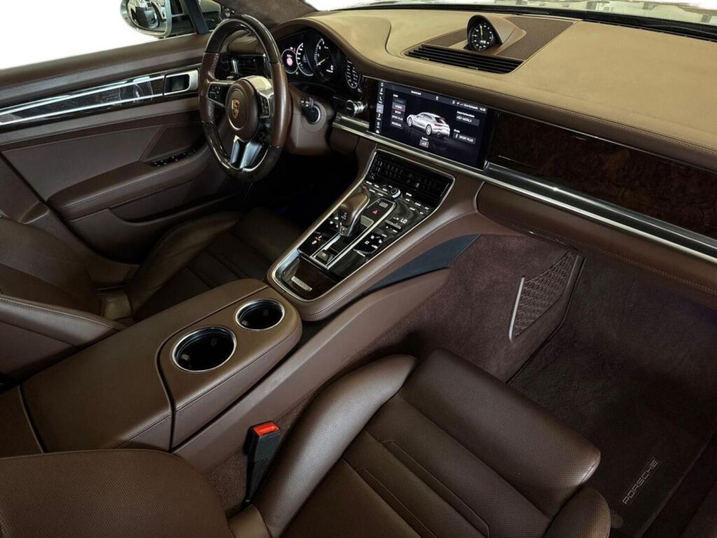 Porsche Panamera 2018 Harmaa