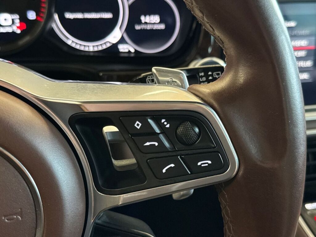 Porsche Panamera 2018 Harmaa