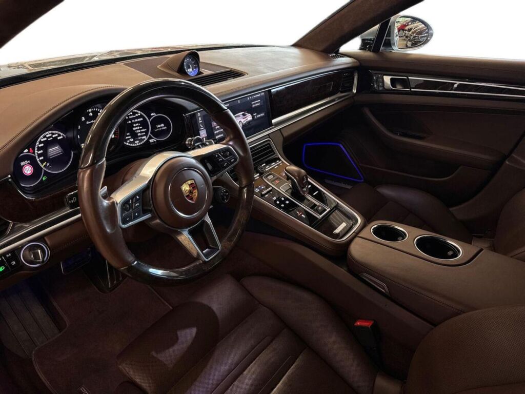 Porsche Panamera 2018 Harmaa