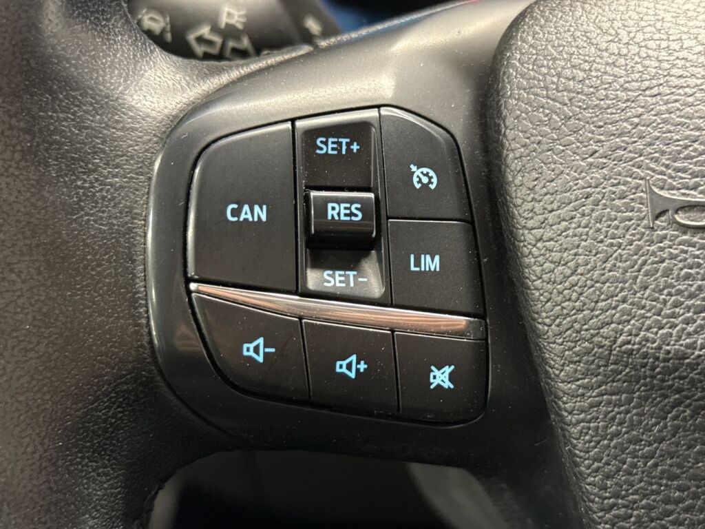 Ford Transit 2021 Valkoinen