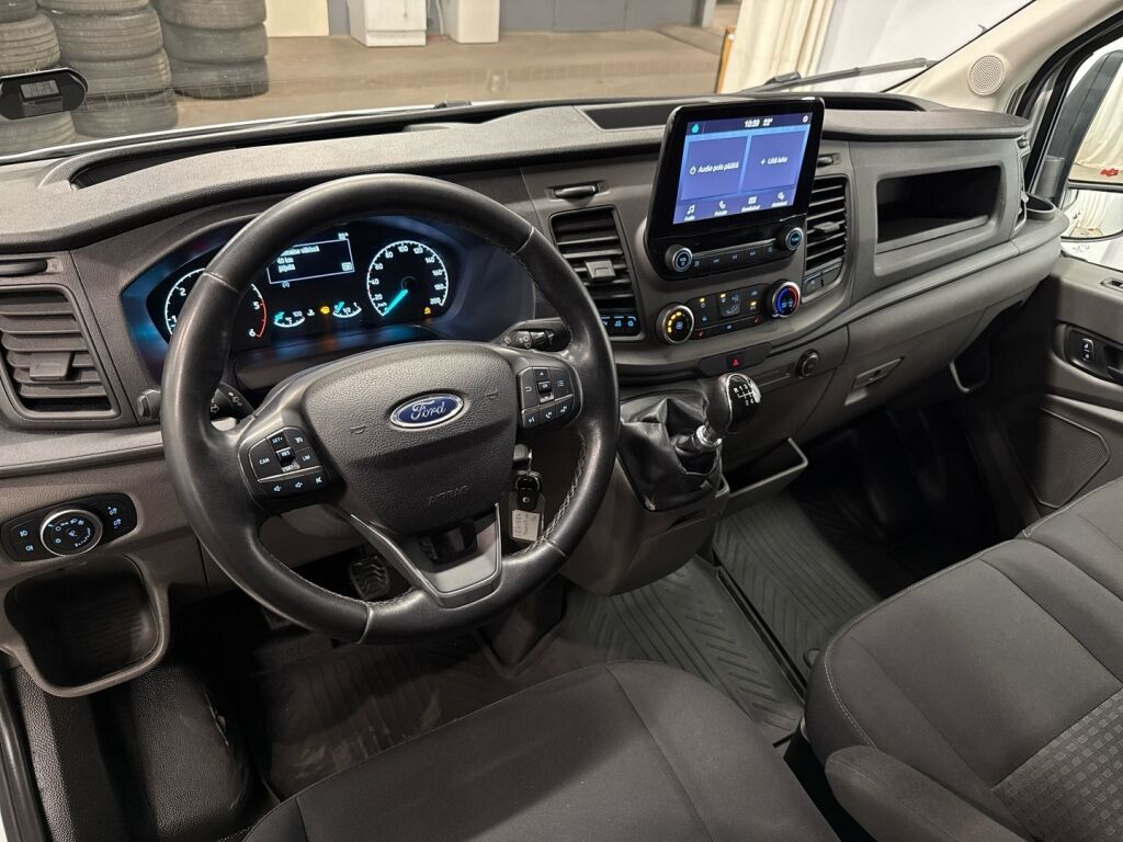 Ford Transit 2021 Valkoinen