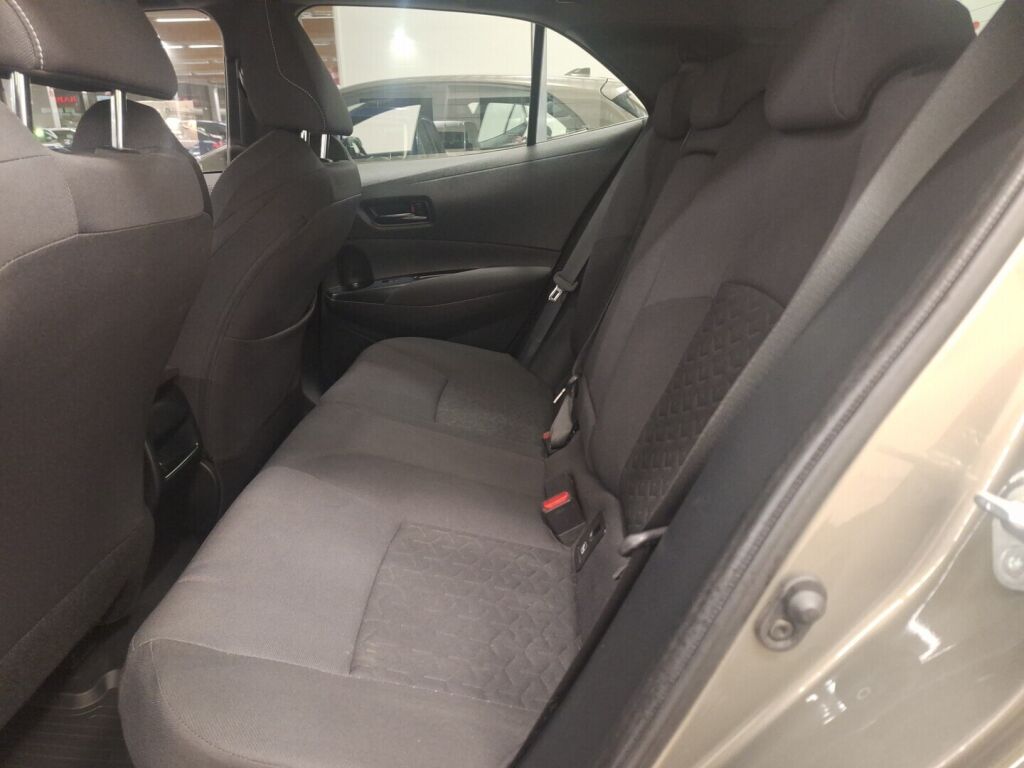 Toyota Corolla 2021 Ruskea (beige)