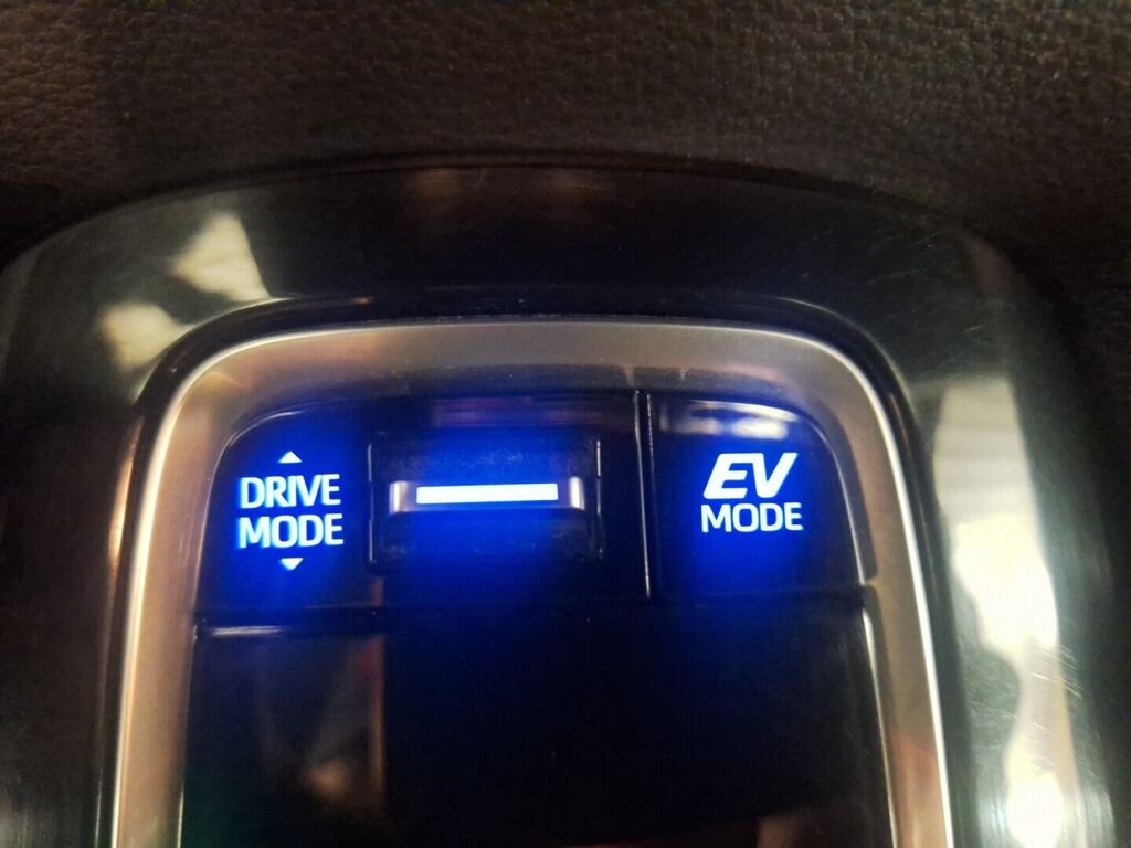 Toyota Corolla 2021 Ruskea (beige)