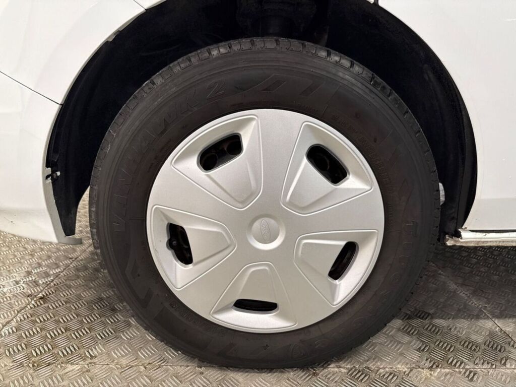 Ford Transit Custom 2021 Valkoinen