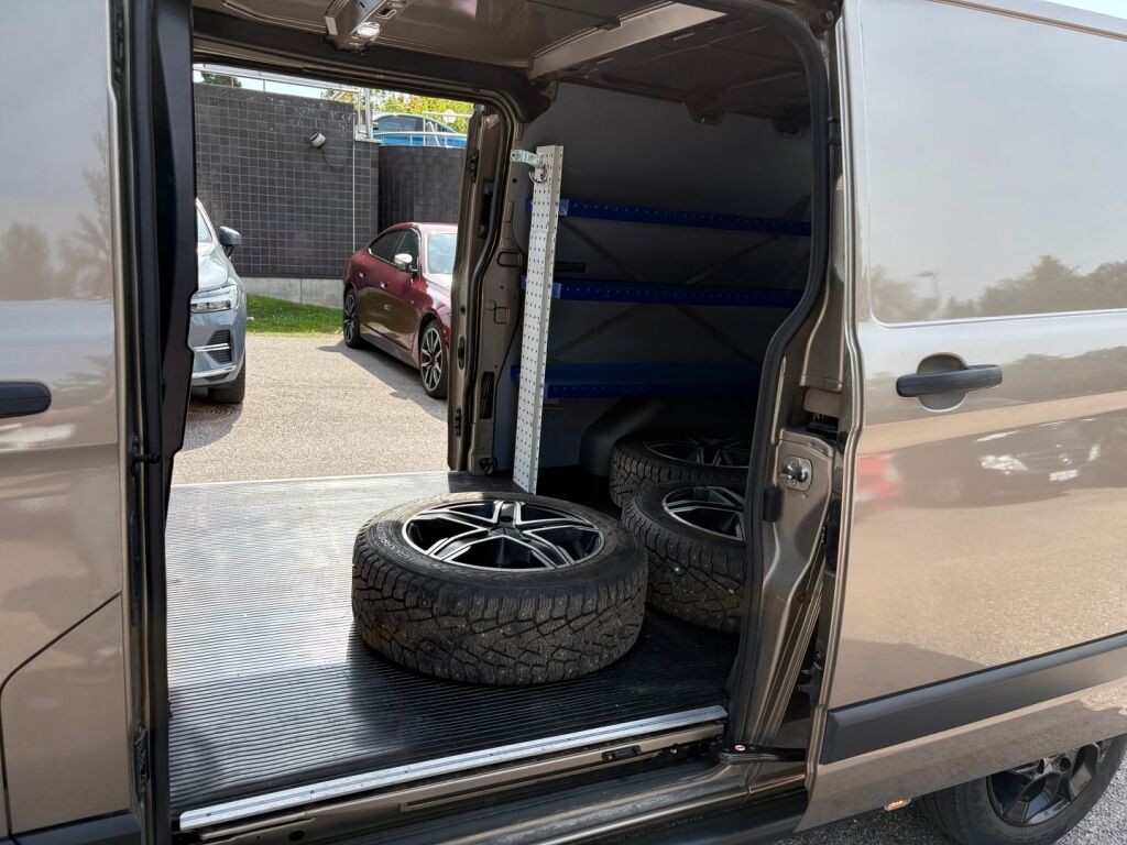 Ford Transit Custom 2021 Harmaa