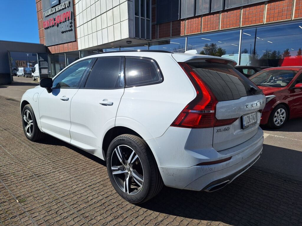 Volvo XC60 2021 Valkoinen
