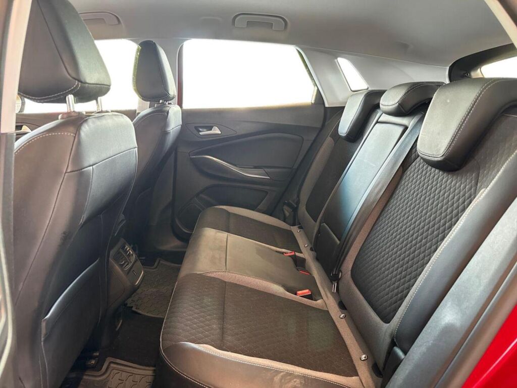 Opel Grandland X 2021 Metallinhohto Punainen