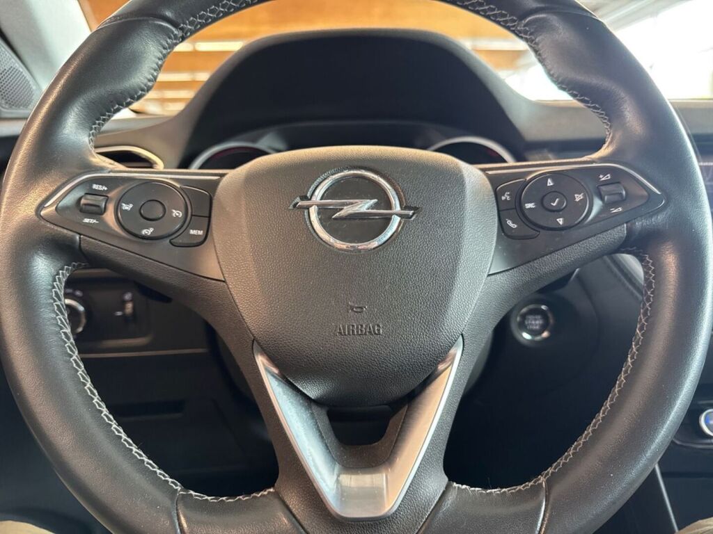 Opel Grandland X 2021 Metallinhohto Punainen