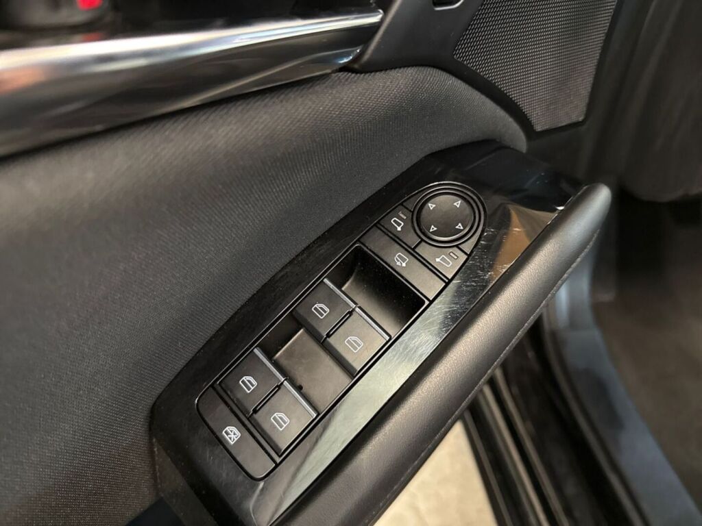 Mazda Mazda3 2021 Musta