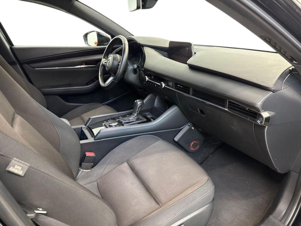 Mazda Mazda3 2021 Musta